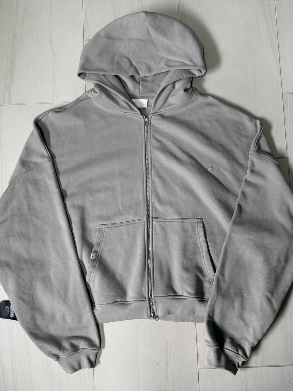 DRMERS CLUB (NWT) Light Gray Zip-Up Hoodie